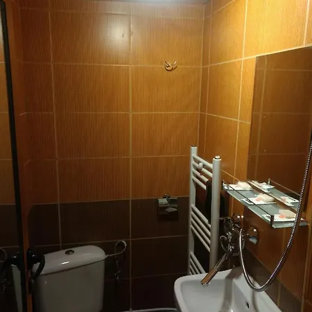 с минерална вода 