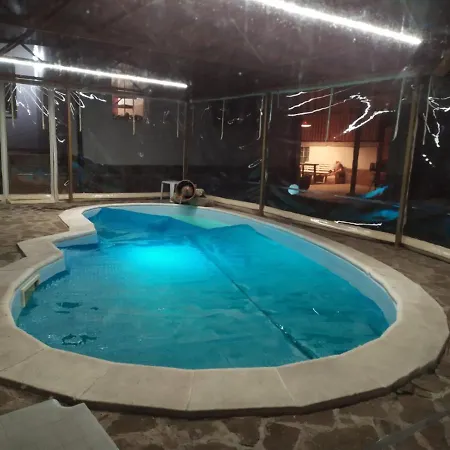 Resort с минерална вода 